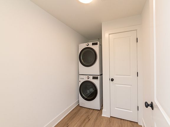 5th image of 4855 N Seeley Ave #48572