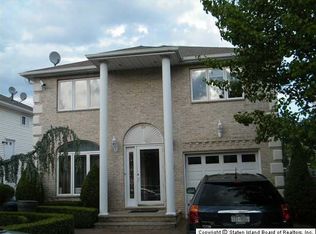 19 Savo Loop, Staten Island, NY 10309