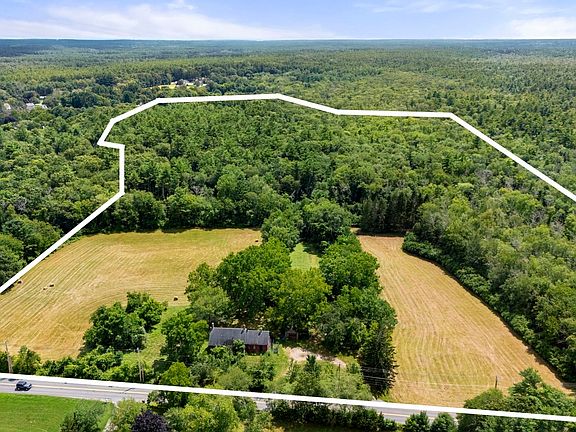 3rd image of 84 Robinson Rd