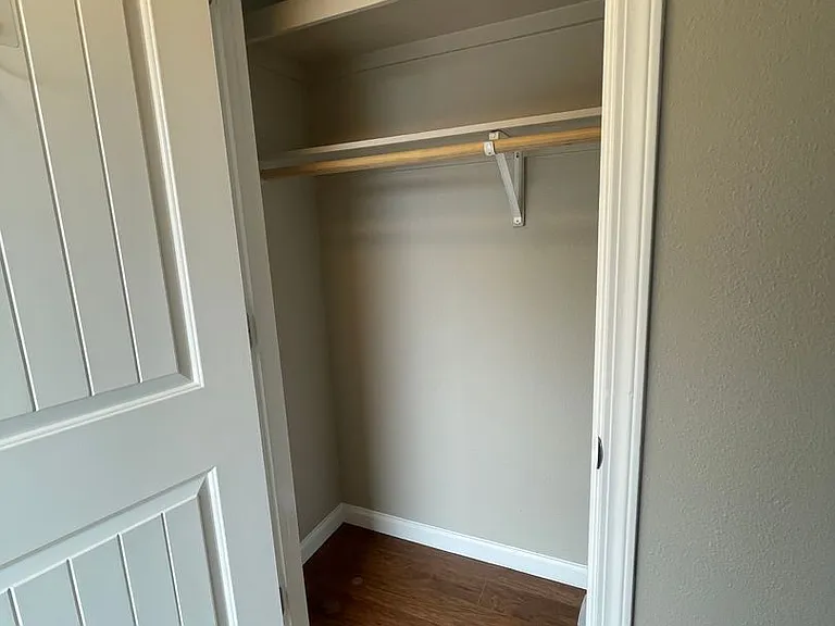 Albany Meadows Apartments — Photo 111