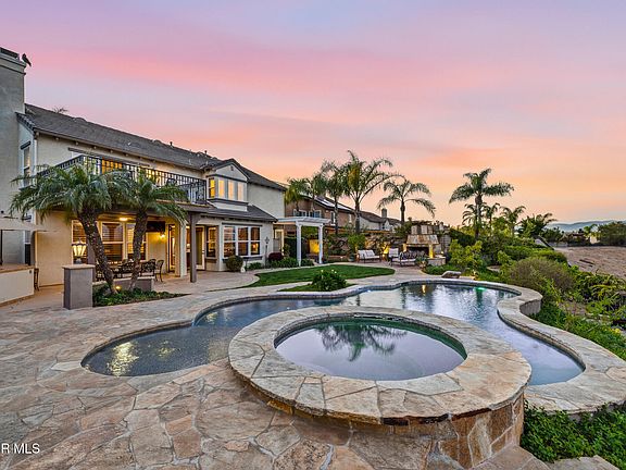 2nd image of 490 Peter Pl