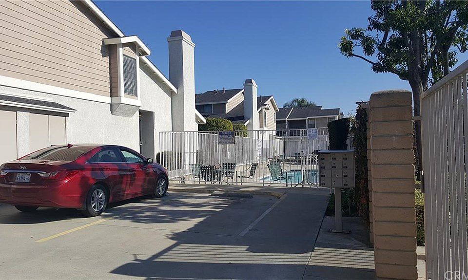 2nd image of 11115 Lyndora St