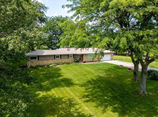5529 Langer Rd, Marshall, WI 53559