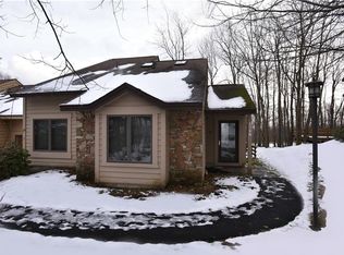 1716 Snowfield Rn., Hidden Valley, PA 15502