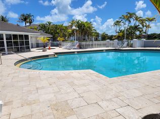 8670 SW 212th St APT 208, Cutler Bay, FL 33189