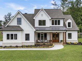 12 Night Fire Ct, Dawsonville, GA 30534