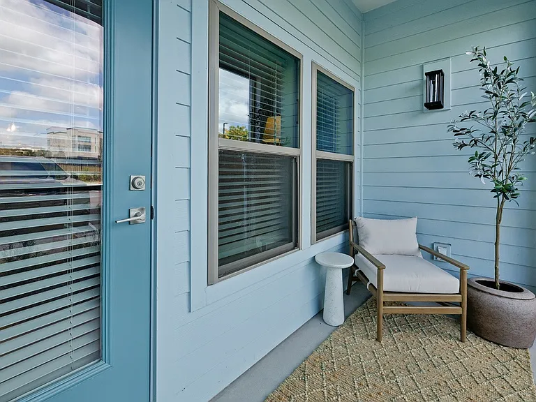 Private Balcony/Patio