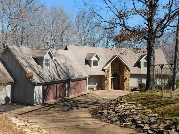 601 Whippoorwill Cv, Benton, KY 42025