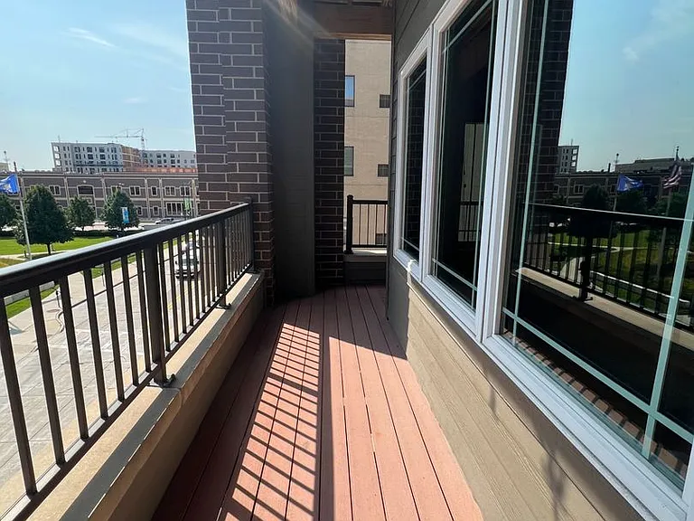 City Deck Landing — Photo 72