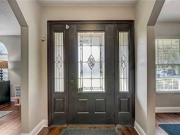 5th image of 716 Silversmith Cir