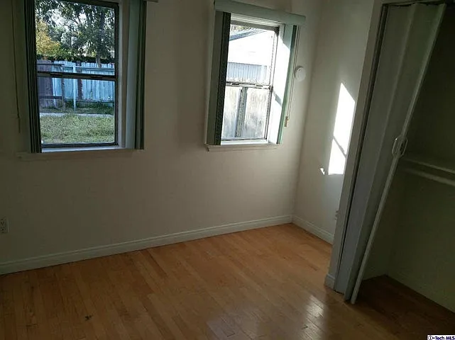 719 Hope Ct — Photo 6