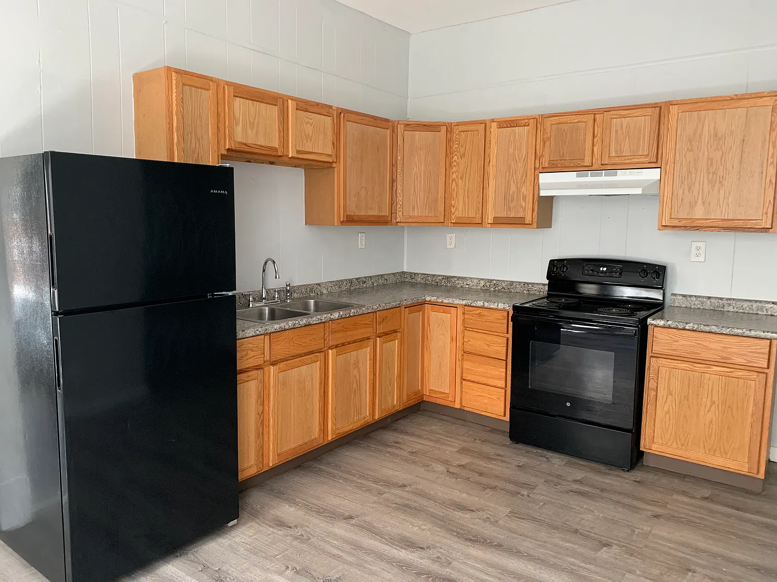 3 bed, 2.5 bath, 1500 sqft, $1,500 — Photo 4