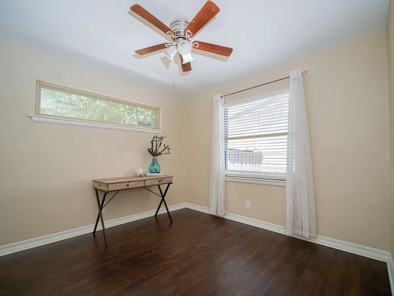 2319 Klondike Dr — Photo 12