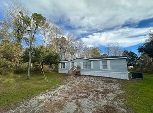 114 Deer Rd, Hubert, NC 28539