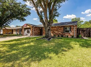 5221 Arbor Glen Rd, The Colony, TX 75056