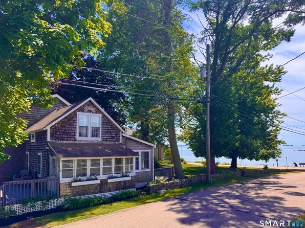 6 Hopkins Street, Stonington, CT 06378