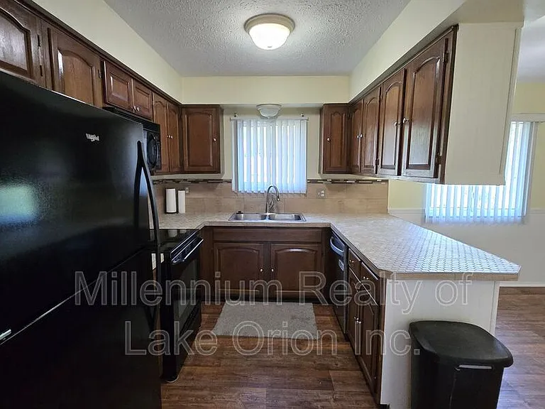 730 Harry Paul Dr — Photo 8