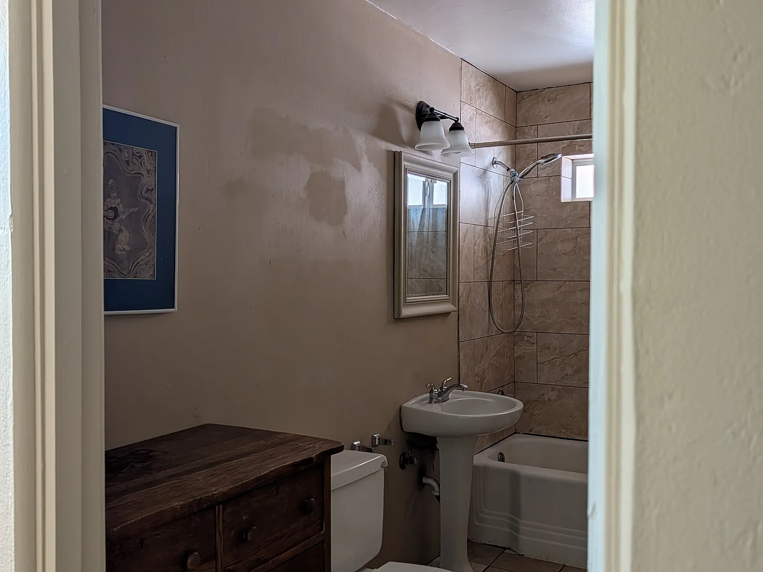 3 bed, 1175 sqft, $1,800 — Photo 2