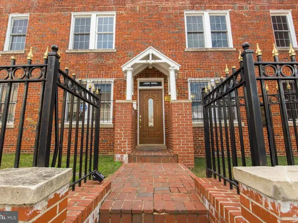 612 Newton Pl NW, Washington, DC 20010