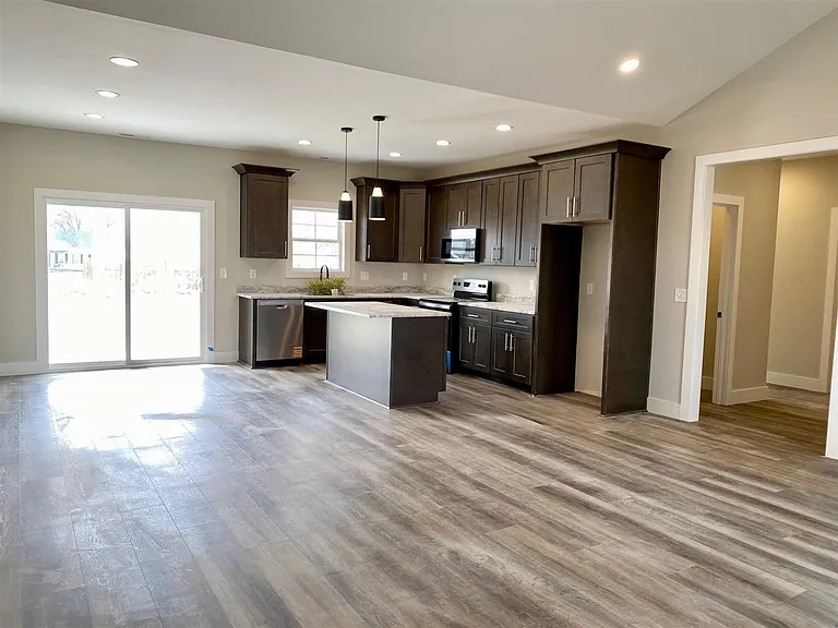 476 Cedar Hollow Dr — Photo 5
