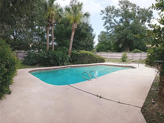 4th image of 8991 Islesworth Ct