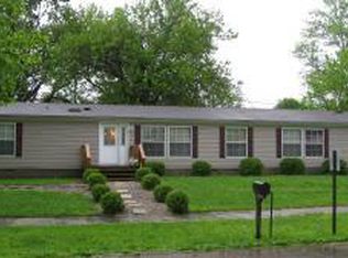 408 Brook St, Mitchell, IN 47446