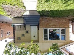 2255 Vernon St, Blue Island, IL 60406