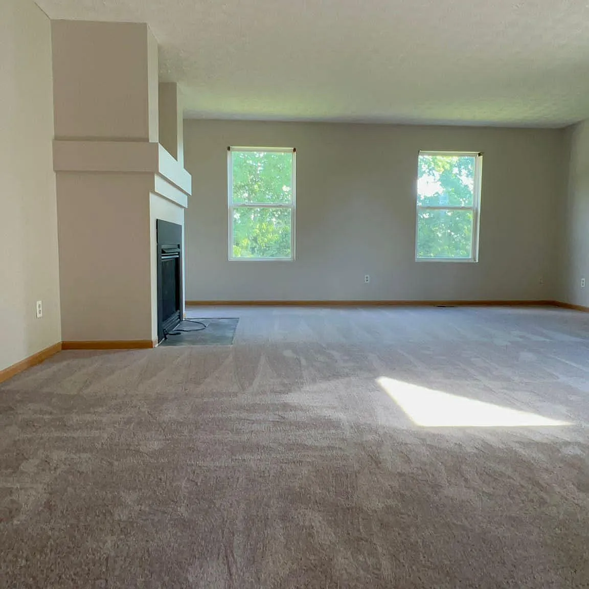 493 Wellsleyglen Dr — Photo 4