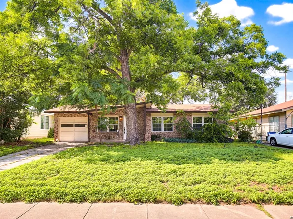 207 DRESDEN DR, San Antonio, TX 78213