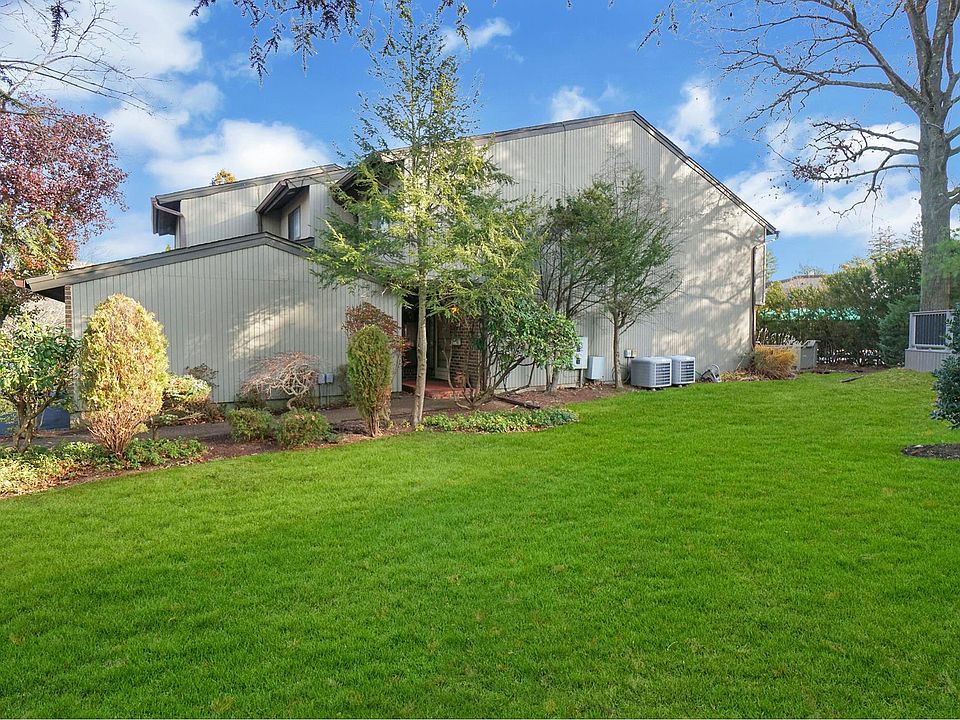 1st image of 69 Estate Dr