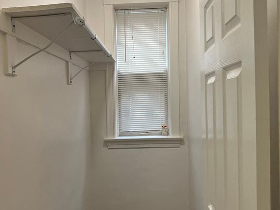 4th image of 4546 S Wood St APT 1R
