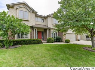 318 Breckenridge Rd, Chatham, IL 62629