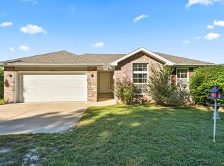 5285 S 118th Rd, Morrisville, MO 65710