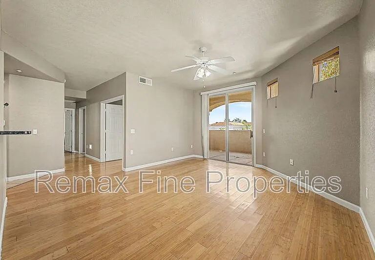 5303 N 7th St #324 — Photo 6