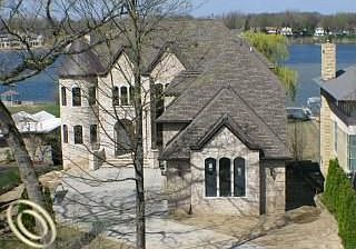 1st image of 2573 Leroy Ln