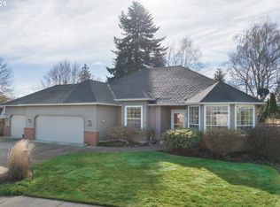 212 Chimney Rock Ln, Eugene, OR 97404