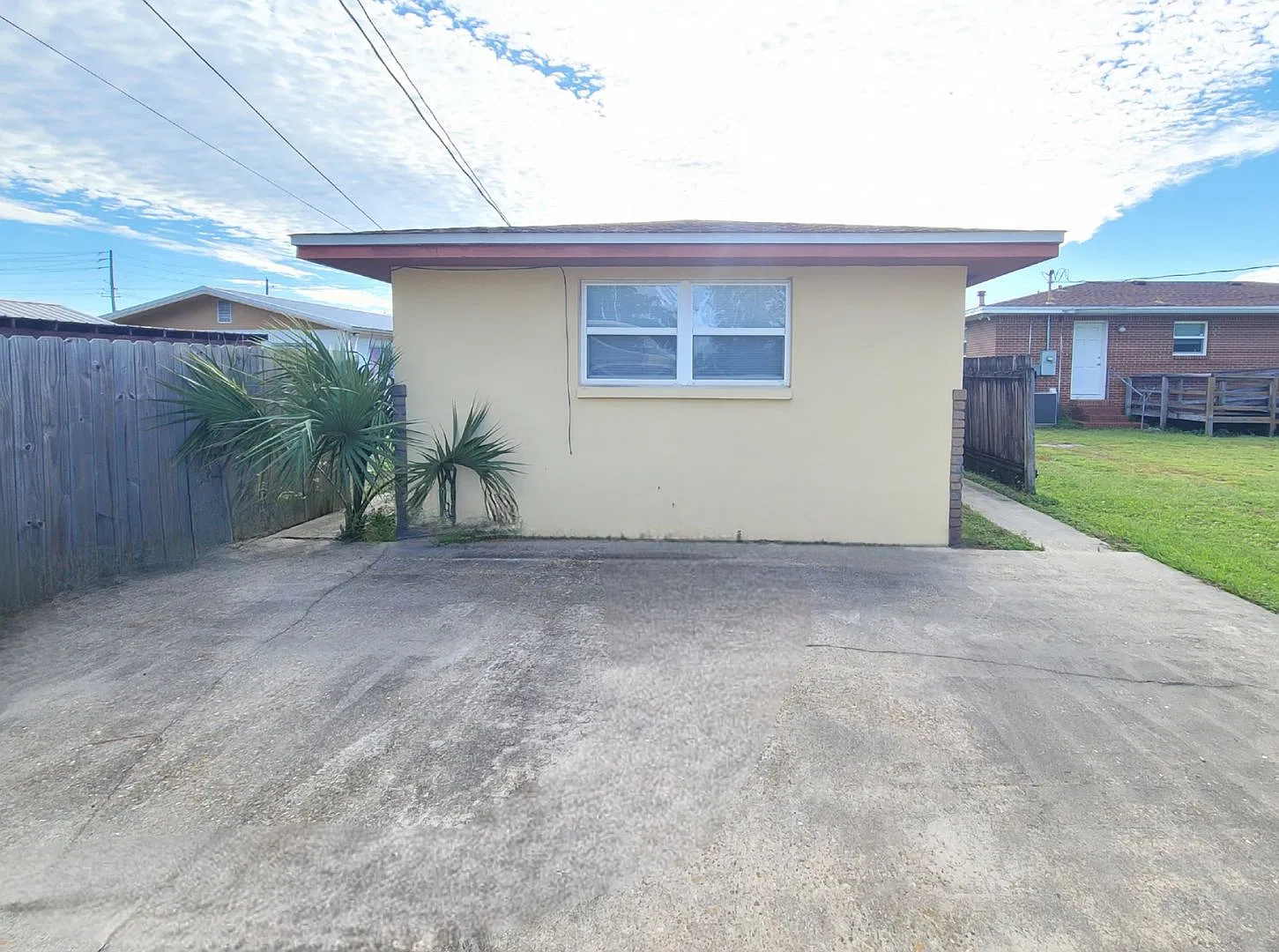 Downtown Panama City! 1 Bedroom 1 Bath Home! — Photo 2