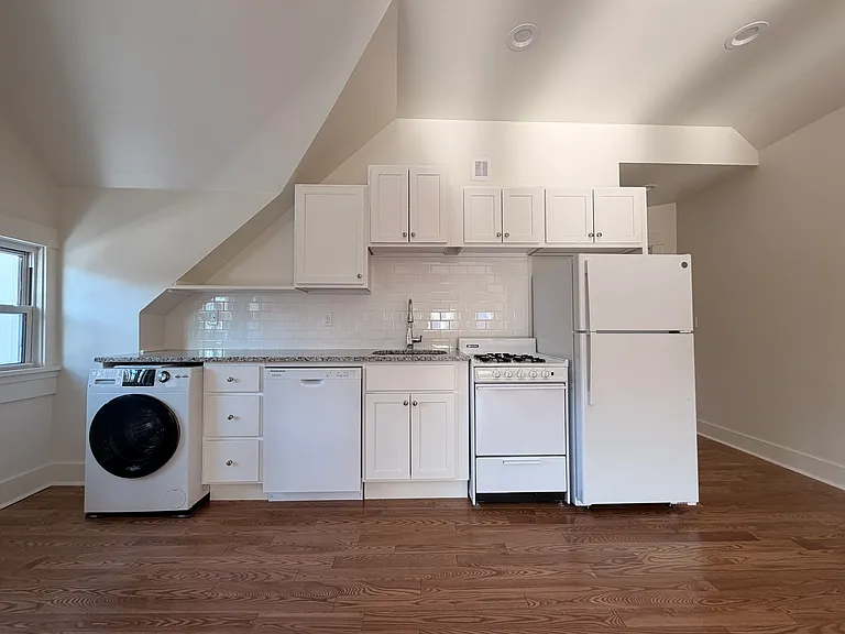 East Liberty Properties — Photo 10