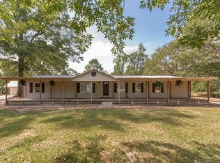 15 Benjamin Ln, Poplarville, MS 39470