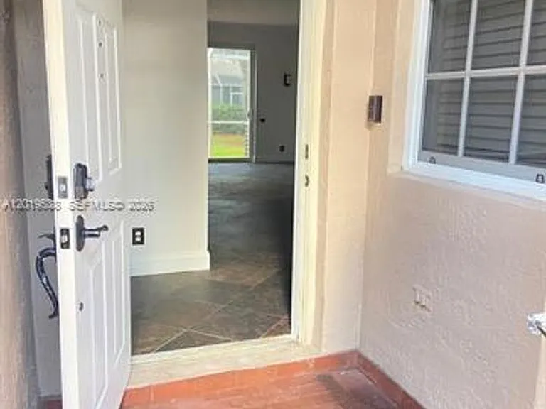2041 Pompeii Ct #2014 — Photo 34