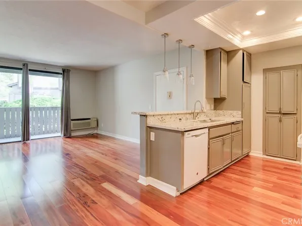 20702 El Toro Rd APT 393, Lake Forest, CA 92630