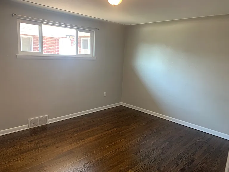 3611 Locust St — Photo 10