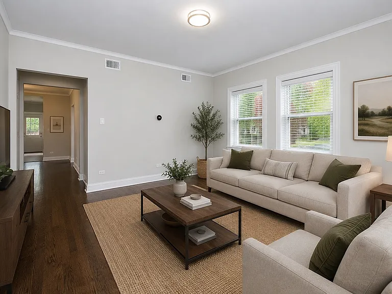 2648 W Lunt Ave #3 — Photo 3
