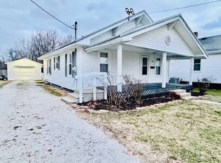 1106 N Cross St, Robinson, IL 62454