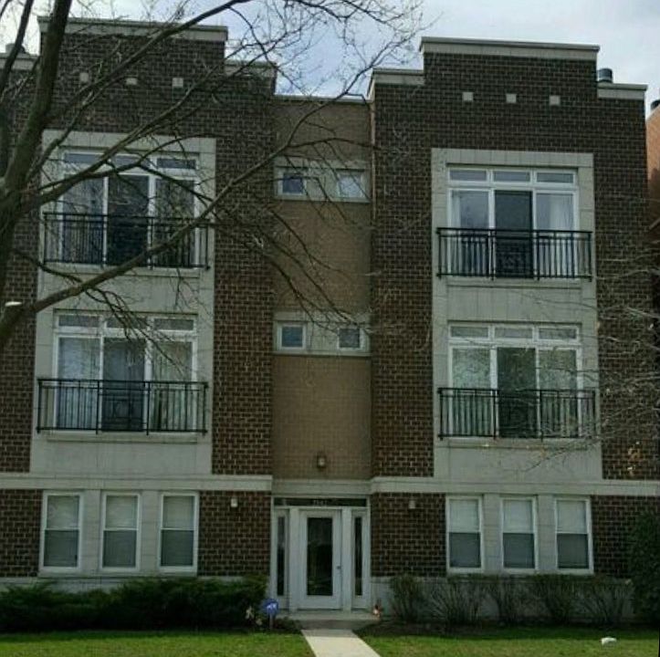 1st image of 2142 N Natchez Ave APT 3N