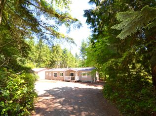 20708 Chicago Ln NE, Suquamish, WA 98392