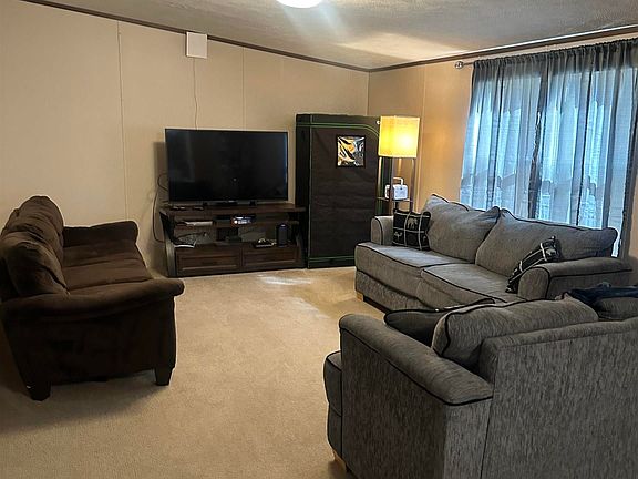 5th image of 341 Pine Hills Rd