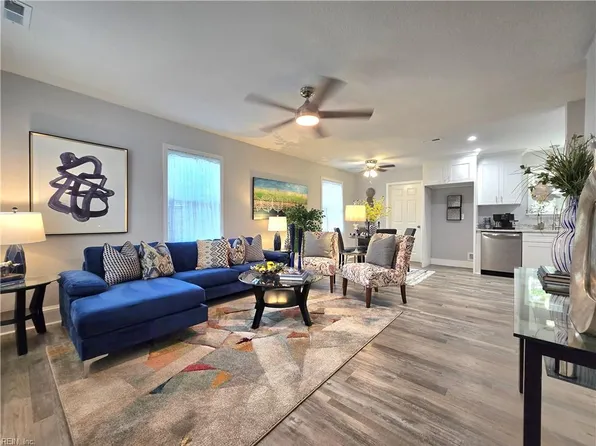 1128 Wright Ave, Chesapeake, VA 23324