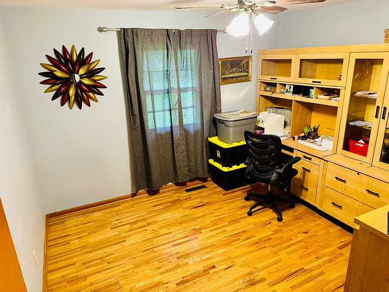 703 Highland Ave — Photo 6