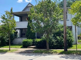 210 N Liberty St, New Castle, PA 16102